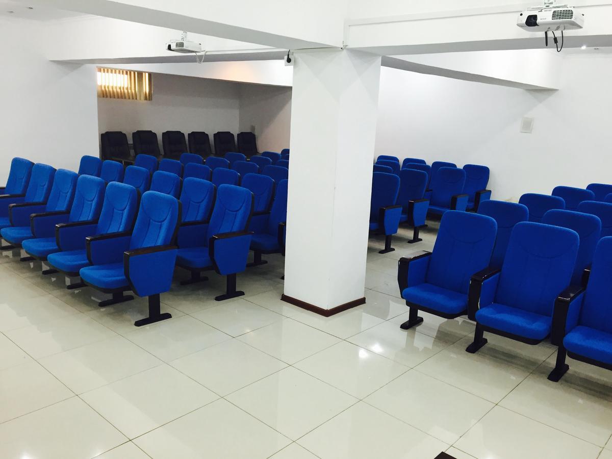 Hotel Ark Ms Taraz Luaran gambar