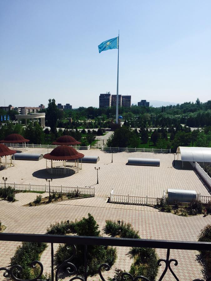Hotel Ark Ms Taraz Luaran gambar