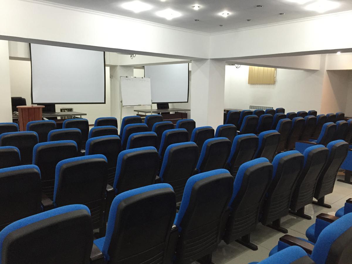 Hotel Ark Ms Taraz Luaran gambar