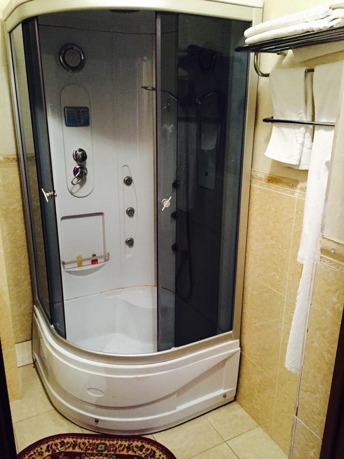Hotel Ark Ms Taraz Luaran gambar